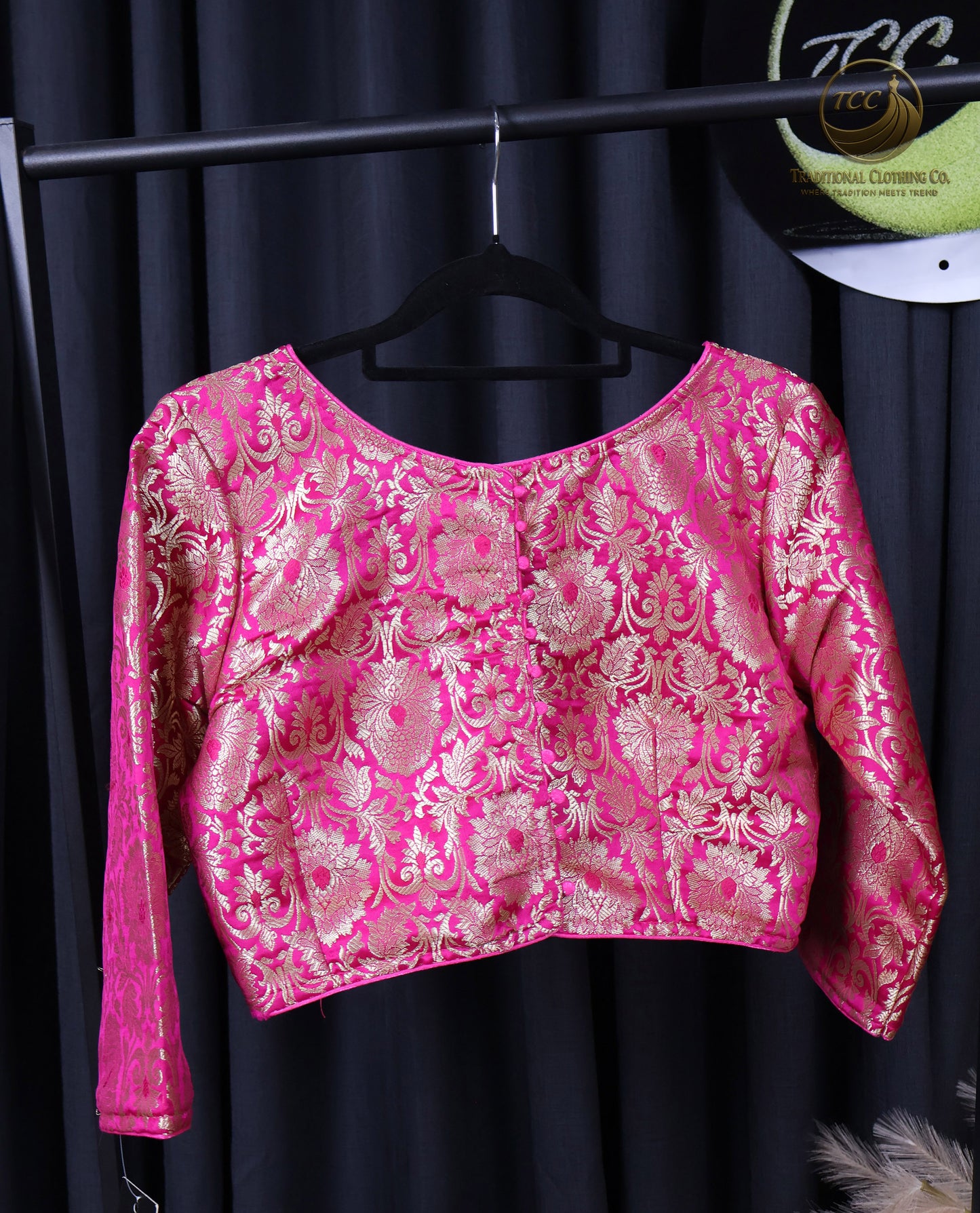Pink & Gold Brocade Saree Blouse – Elegant Festive & Wedding Wear