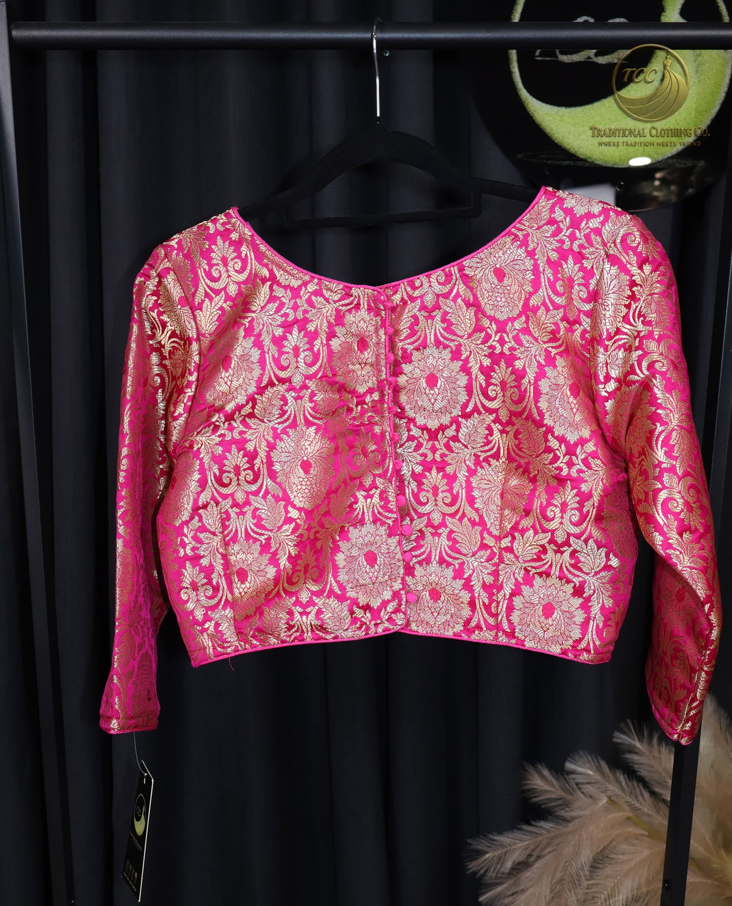 Pink & Gold Brocade Saree Blouse – Elegant Festive & Wedding Wear