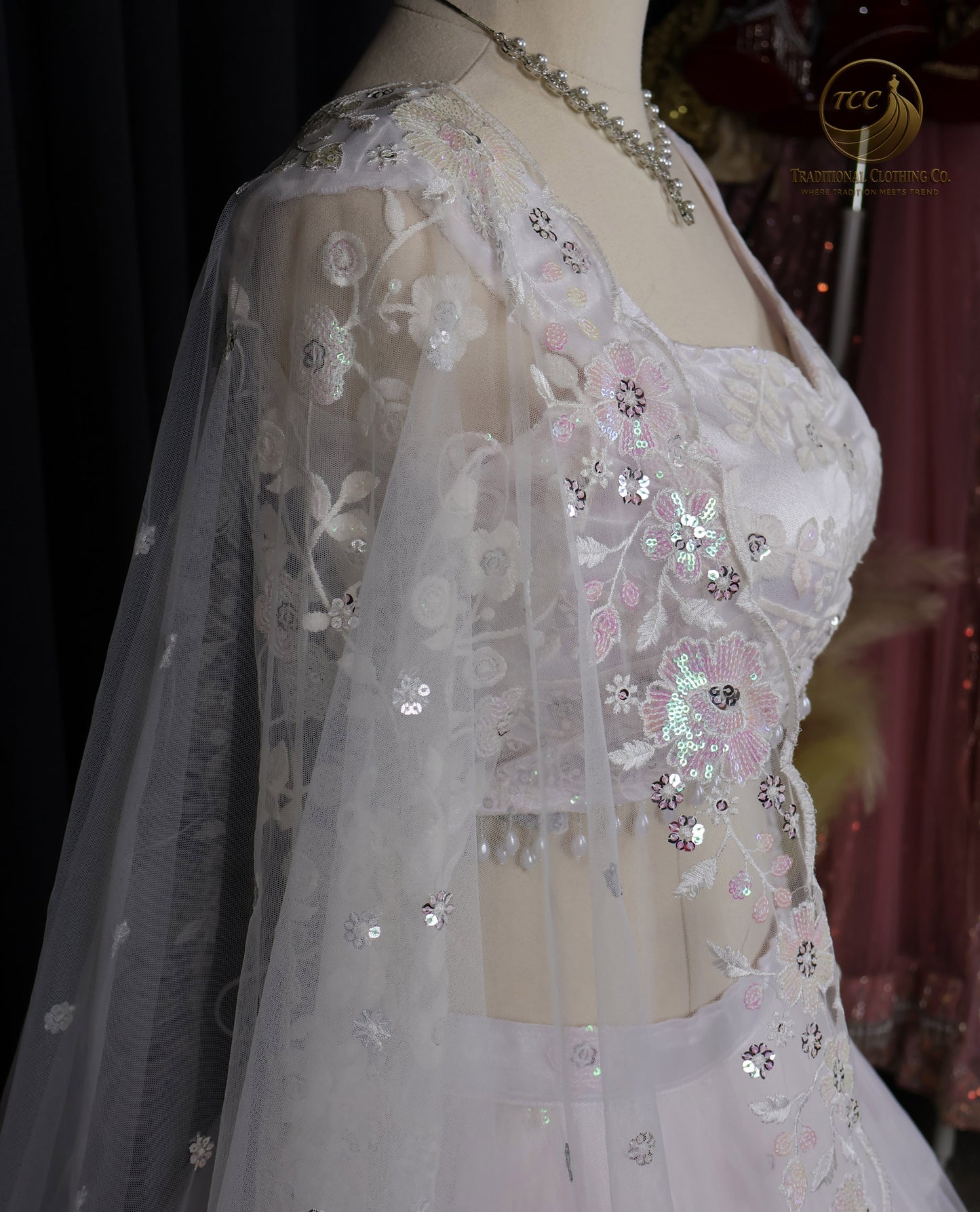 Elegant White and Silver Embroidered Lehenga Choli – 3-Piece Set with Dupatta