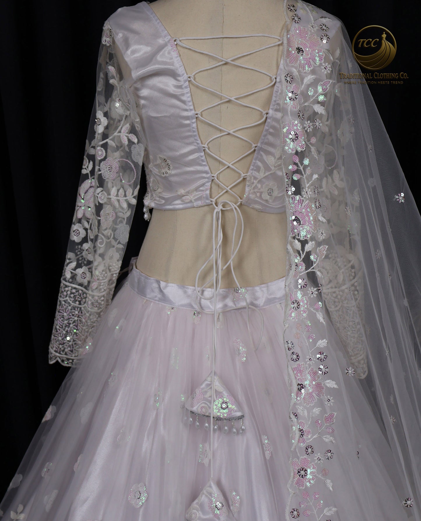 Elegant White and Silver Embroidered Lehenga Choli – 3-Piece Set with Dupatta