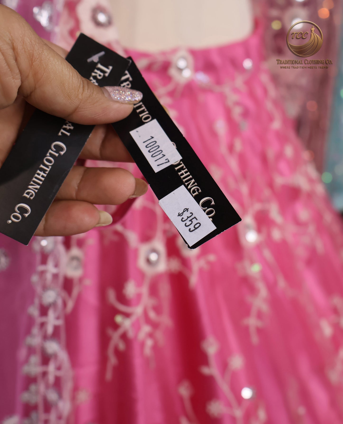 Elegant Pink Lehenga Choli with Intricate Floral Embroidery – Traditional Festive Wear