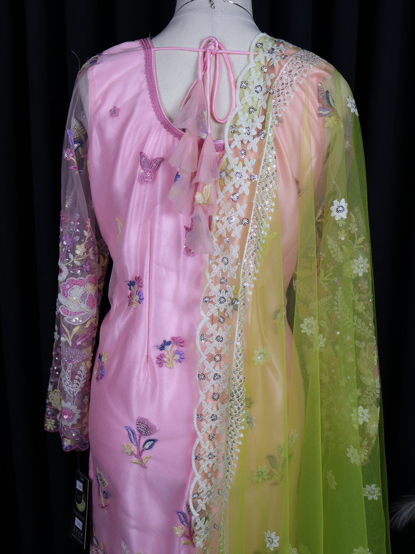Pink Floral Embroidered Boutique kurti set with Yellow-Green Dupatta | Boutique Edition