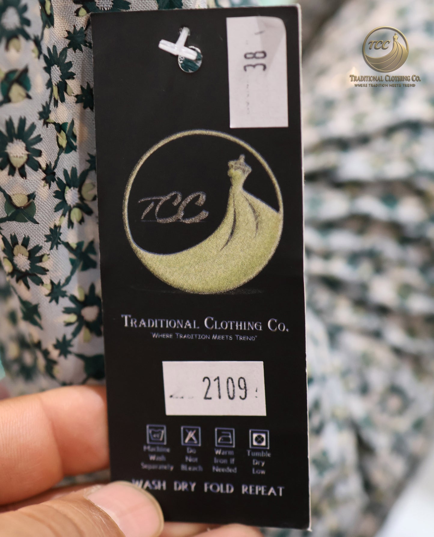 Green Chikankari Kurta for Men – Handcrafted Lucknowi Embroidery for Festive Wear