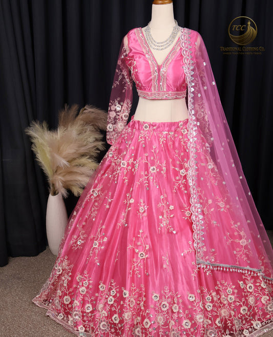 Elegant Pink Lehenga Choli with Intricate Floral Embroidery – Traditional Festive Wear